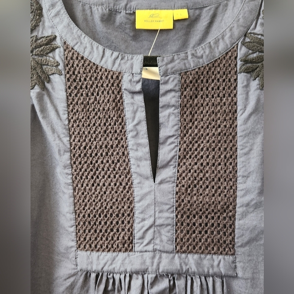 Roller Rabbit Smock Top - Picture 2 of 9